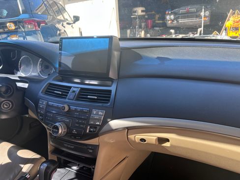 Used 2012 Honda Accord EX-L image 5