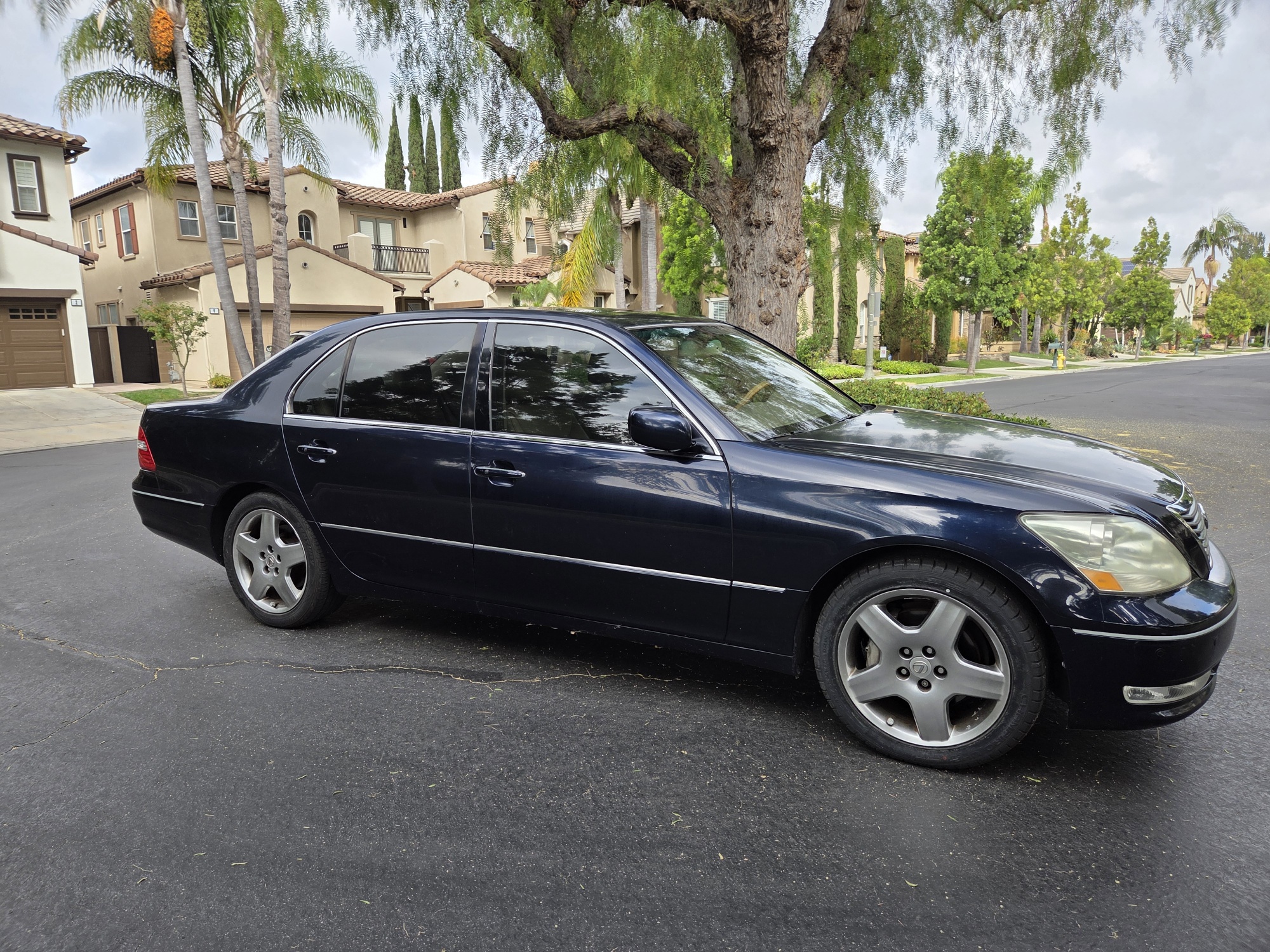 Used 2006 Lexus LS 430 RWD image 4