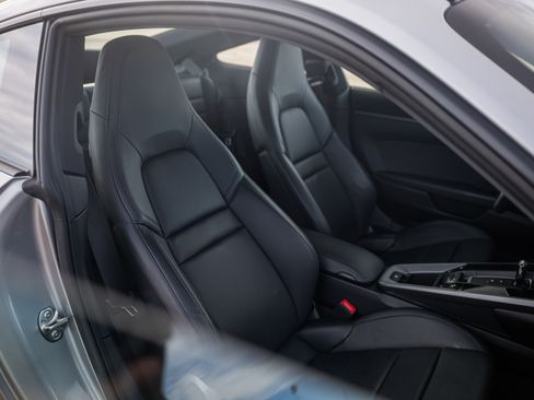 Used 2020 Porsche 911 Carrera S image 26