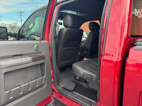 Used 2015 Ford F350 Platinum w/ Snow Plow Prep Package image 4