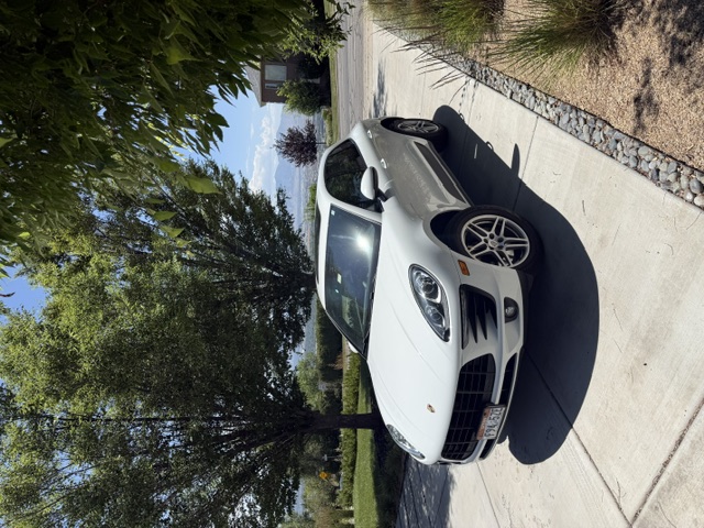 Used 2018 Porsche Macan Sport Edition AWD/4WD image 1
