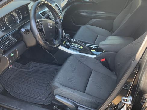 Used 2017 Honda Accord LX image 8