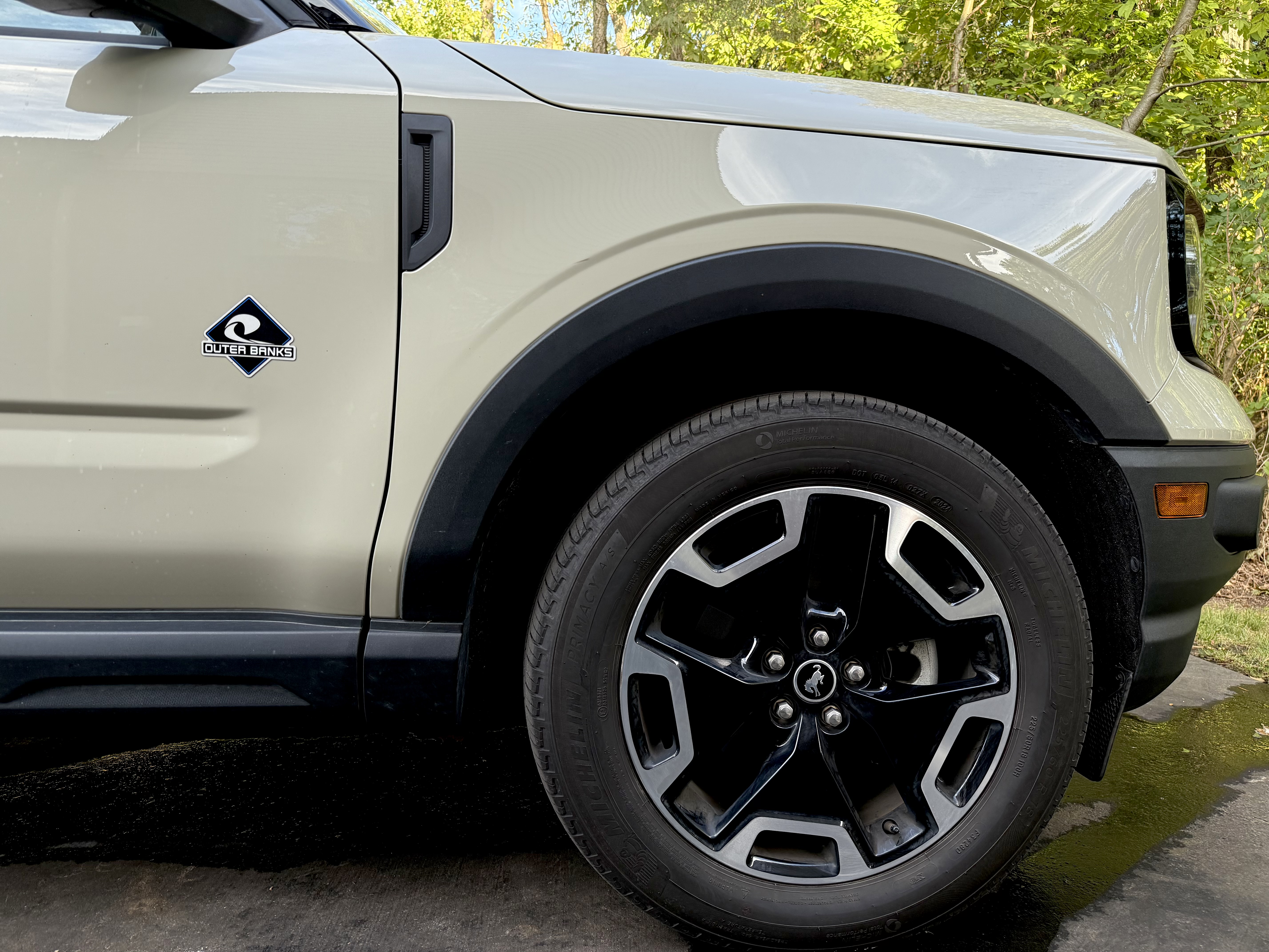 Used 2024 Ford Bronco Sport Outer Banks AWD/4WD image 15