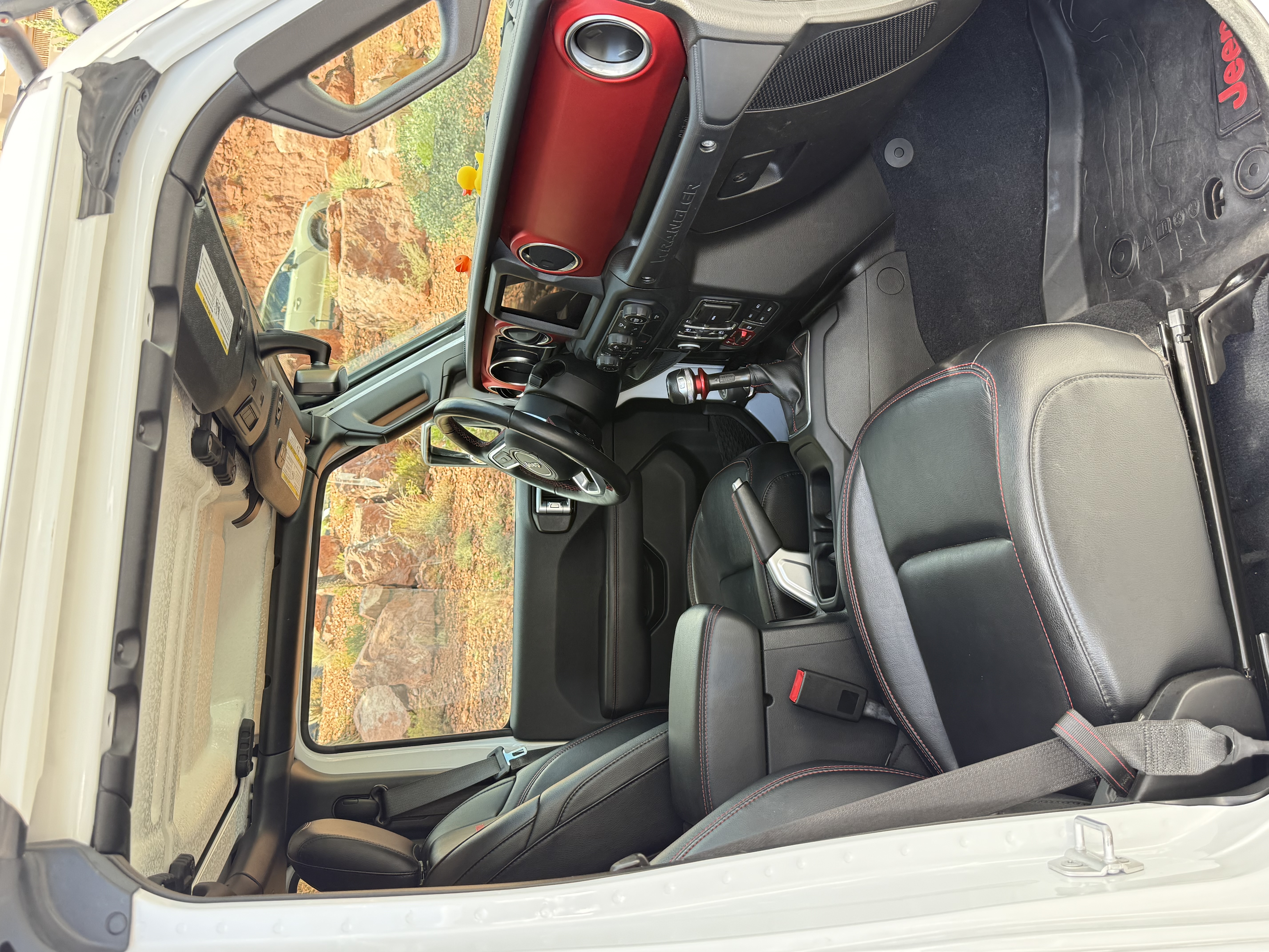 Used 2019 Jeep Wrangler Unlimited Rubicon AWD/4WD image 4
