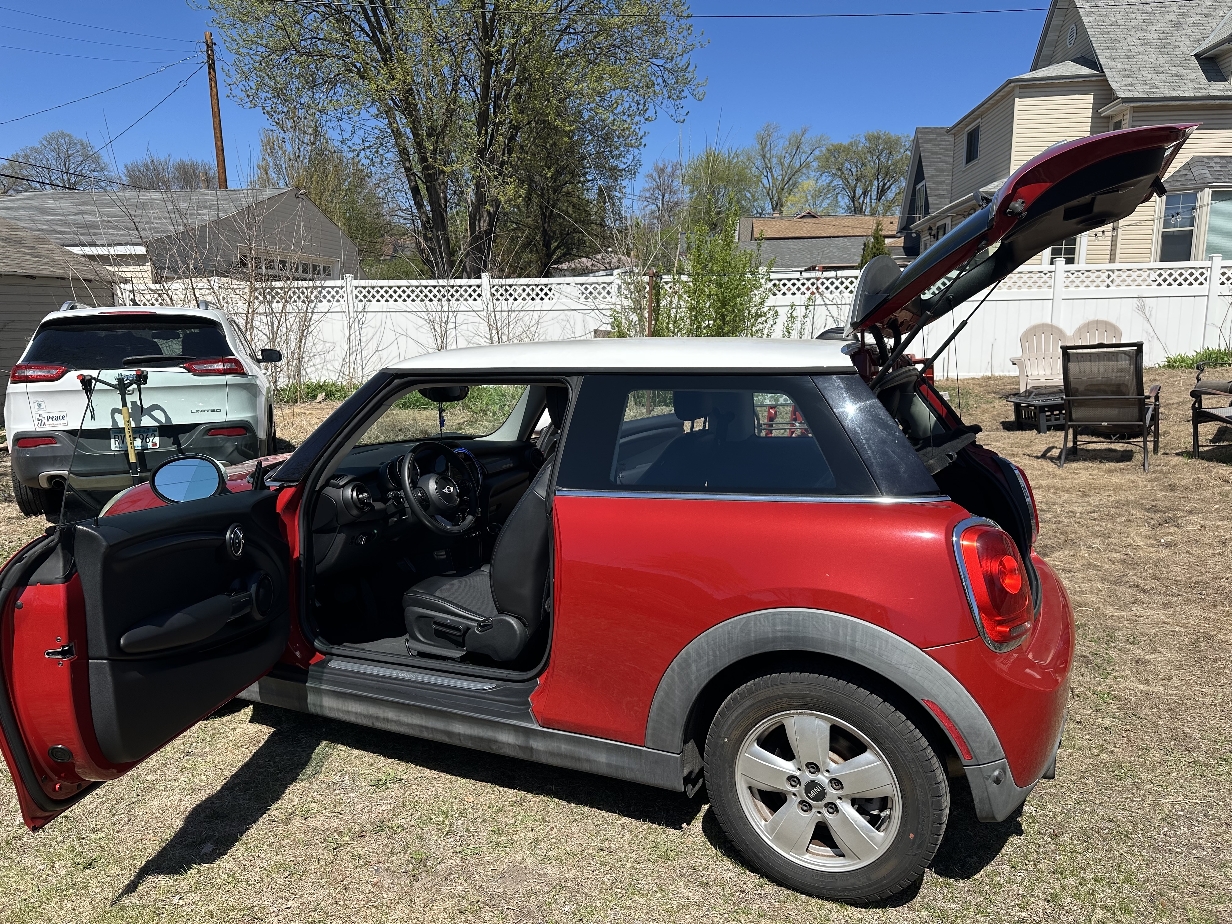 Used 2015 MINI Cooper 2-Door Hardtop FWD image 5