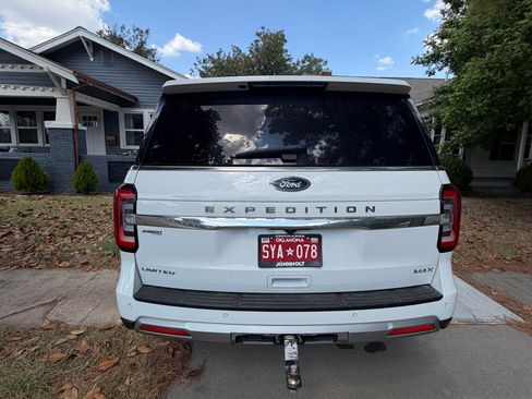 Used 2022 Ford Expedition Max Limited RWD image 5