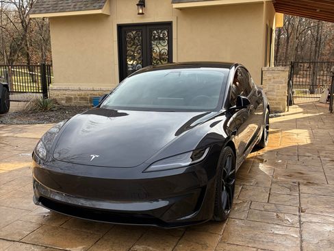 Used 2025 Tesla Model 3 Performance image 1