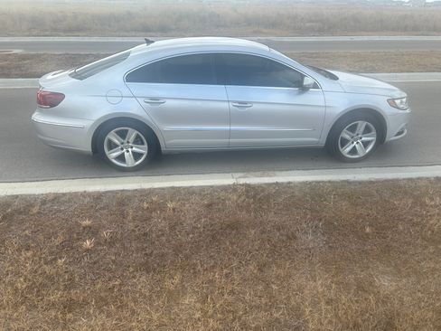 Used 2014 Volkswagen CC Sport image 5