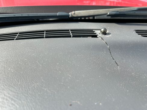 Used 2003 Chevrolet Avalanche 4x4 image 9