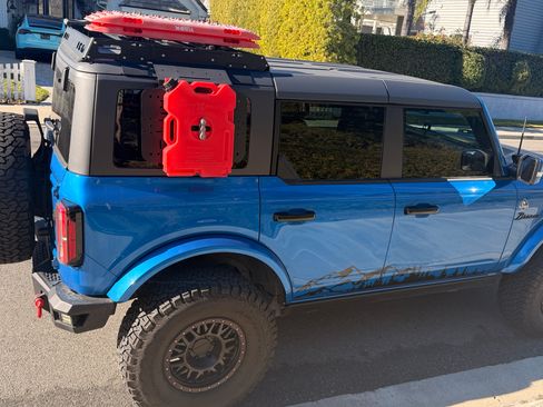 Used 2023 Ford Bronco Outer Banks image 9