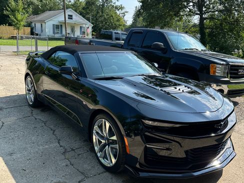 Used 2023 Chevrolet Camaro SS image 11