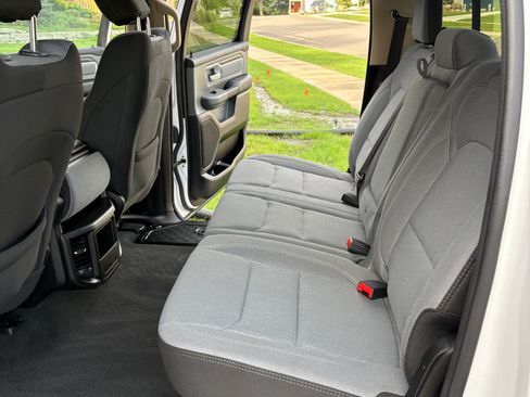 Used 2020 RAM 1500 Big Horn AWD/4WD image 17
