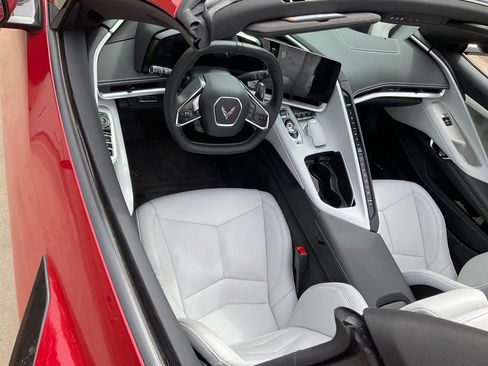 Used 2024 Chevrolet Corvette Stingray Preferred Conv RWD image 6