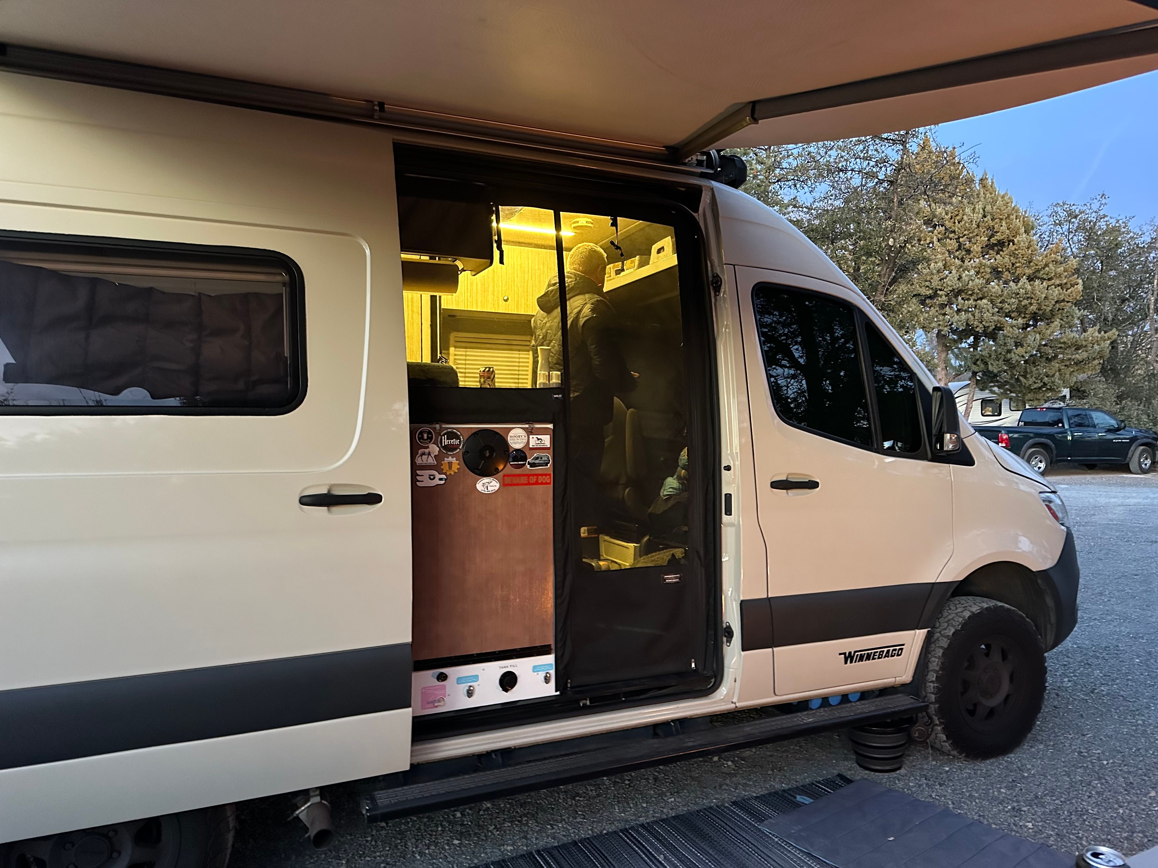 Used 2019 Mercedes-Benz Sprinter 2500 image 4