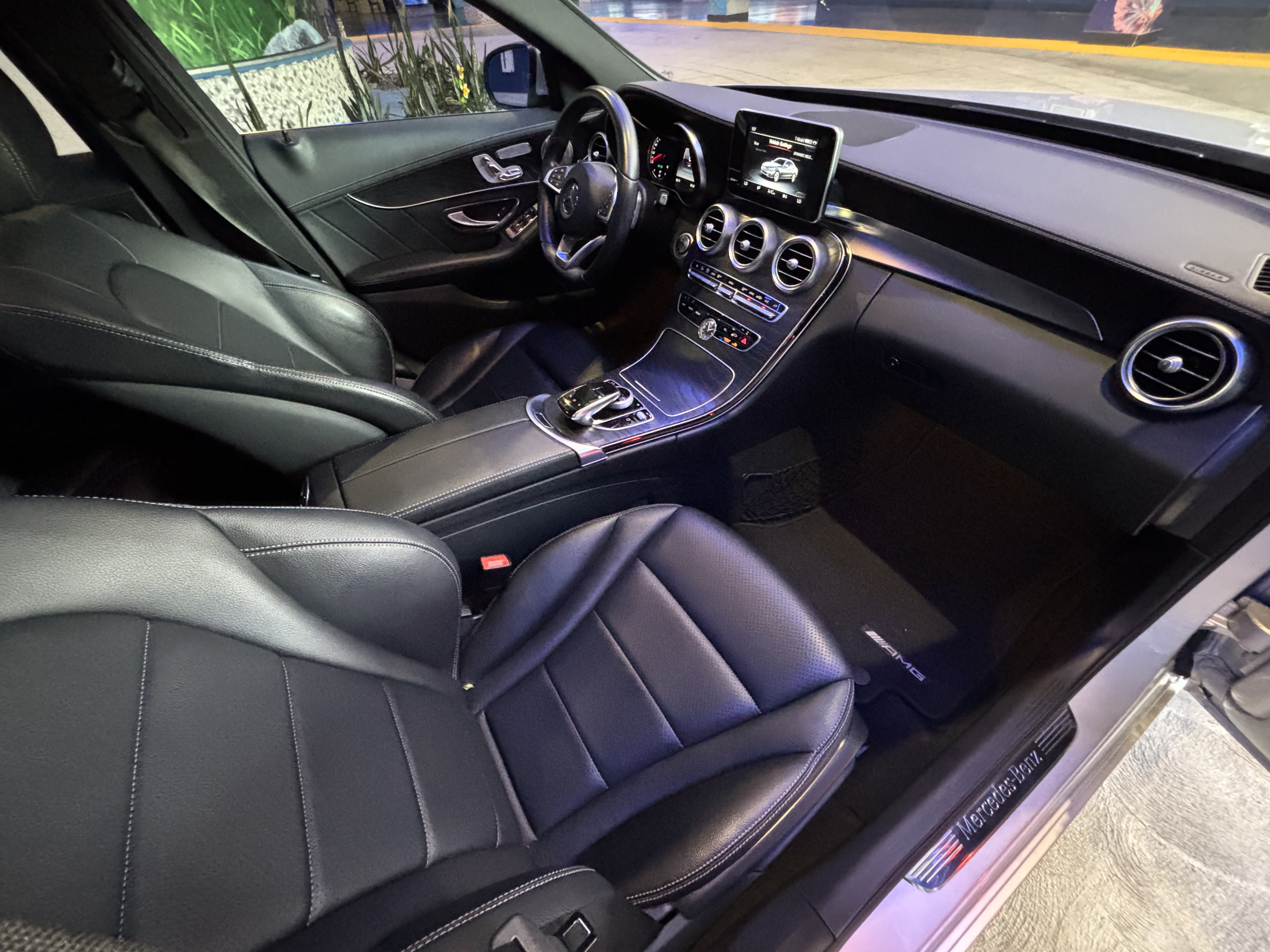 Used 2016 Mercedes-Benz C 300 Sedan image 19