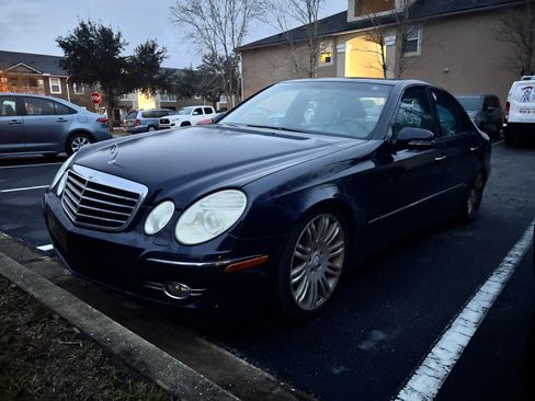 Used 2008 Mercedes-Benz E 550 Sedan image 4