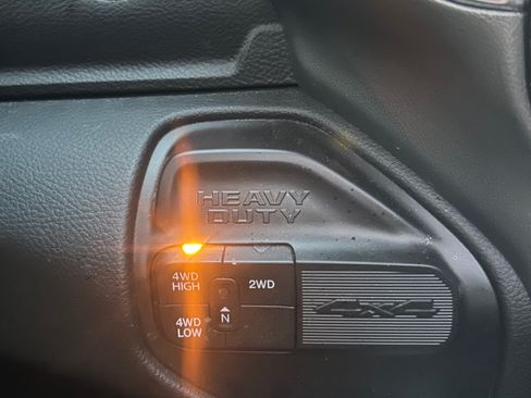 Used 2024 RAM 2500 Laramie w/ Night Edition AWD/4WD image 31