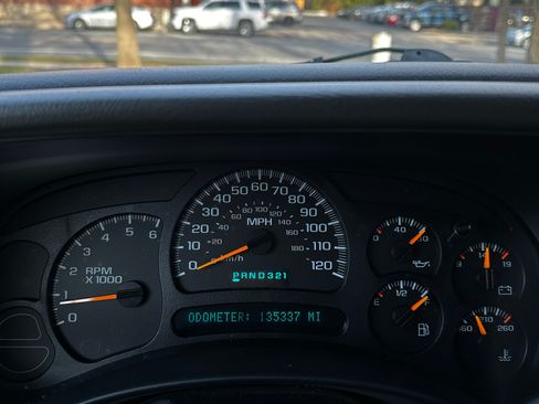 Used 2004 Chevrolet Tahoe LS w/ Preferred Equipment Group image 13