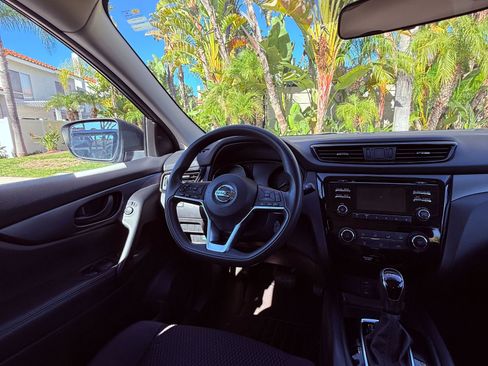 Used 2018 Nissan Rogue Sport S w/ S Appearance Package image 16