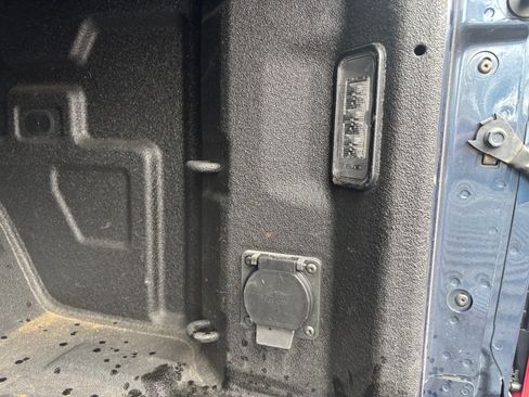 Used 2022 Chevrolet Silverado 1500 LT w/ All Star Edition Plus image 11