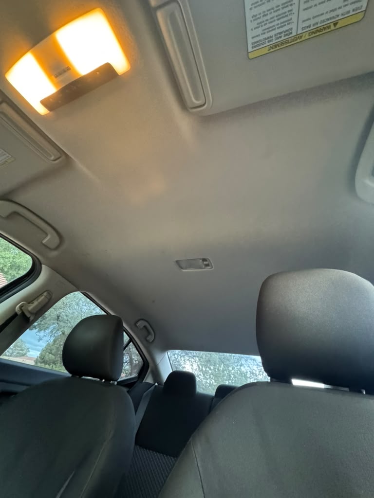 Used 2020 Nissan Versa S FWD image 8