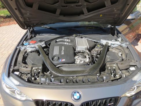 Used 2017 BMW M4 Coupe RWD image 17