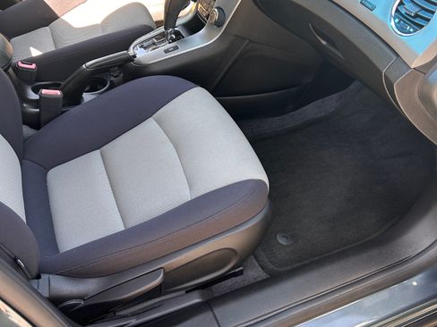 Used 2012 Chevrolet Cruze LS w/ Connectivity Package FWD image 15