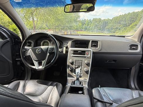 Used 2013 Volvo S60 T5 AWD/4WD image 10
