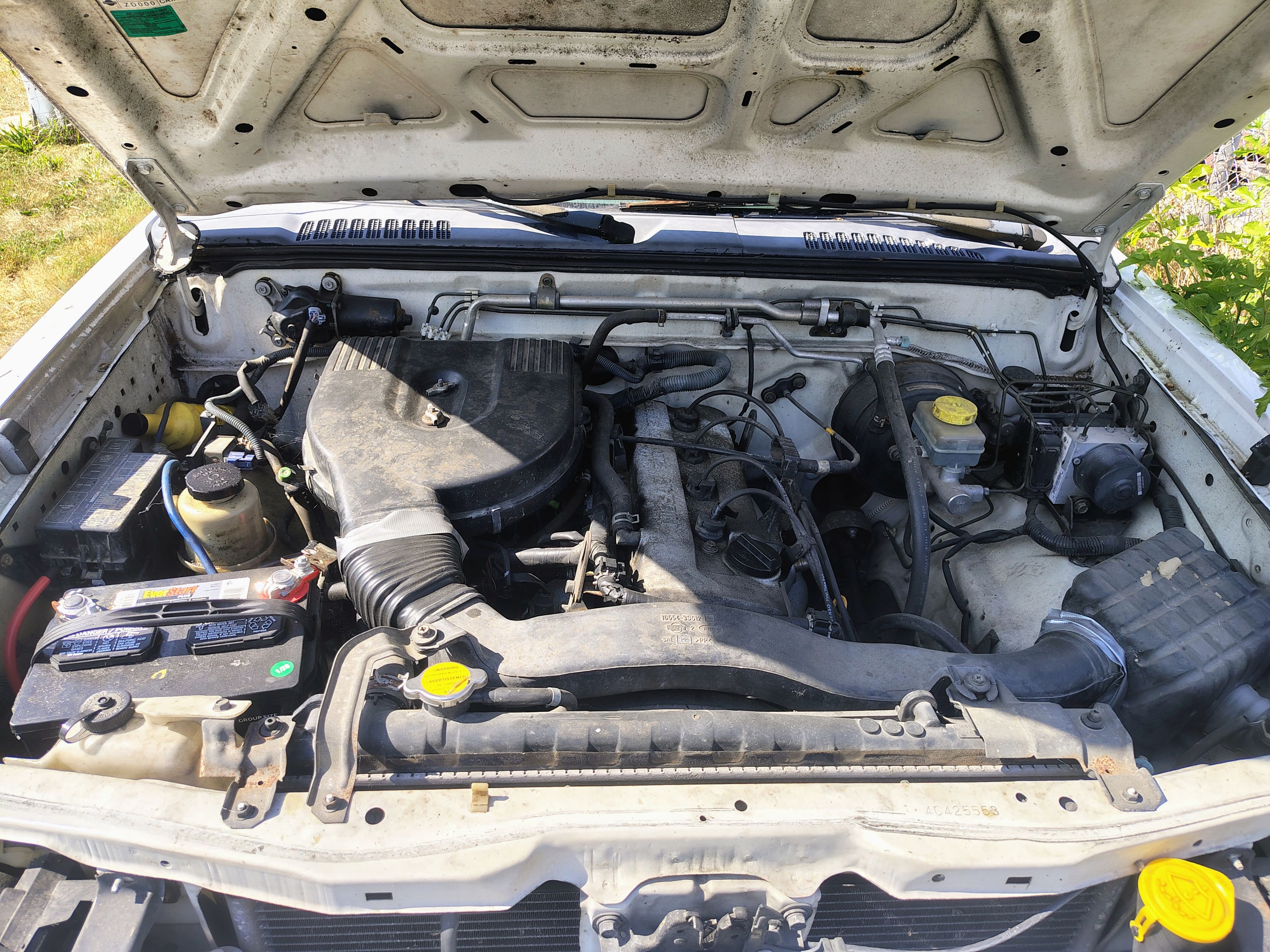 Used 2004 Nissan Frontier XE w/ (VTP) Value Truck Pkg RWD image 8
