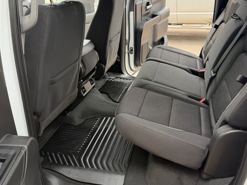 Used 2023 Chevrolet Silverado 1500 Custom AWD/4WD image 15