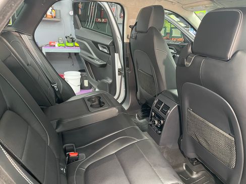 Used 2019 Jaguar F-PACE S image 23