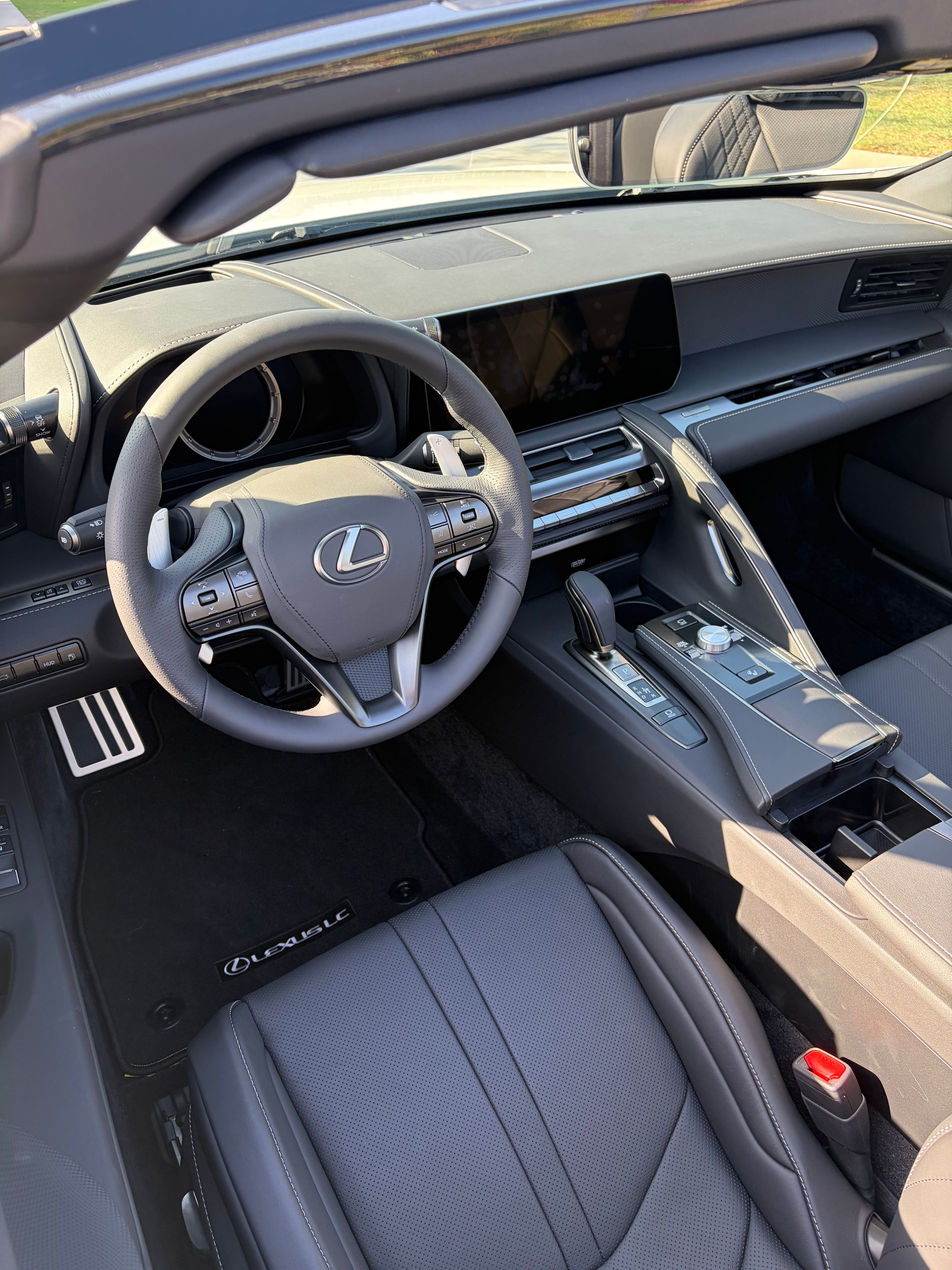 Used 2026 Lexus LC 500 Convertible w/ Touring Package RWD image 11