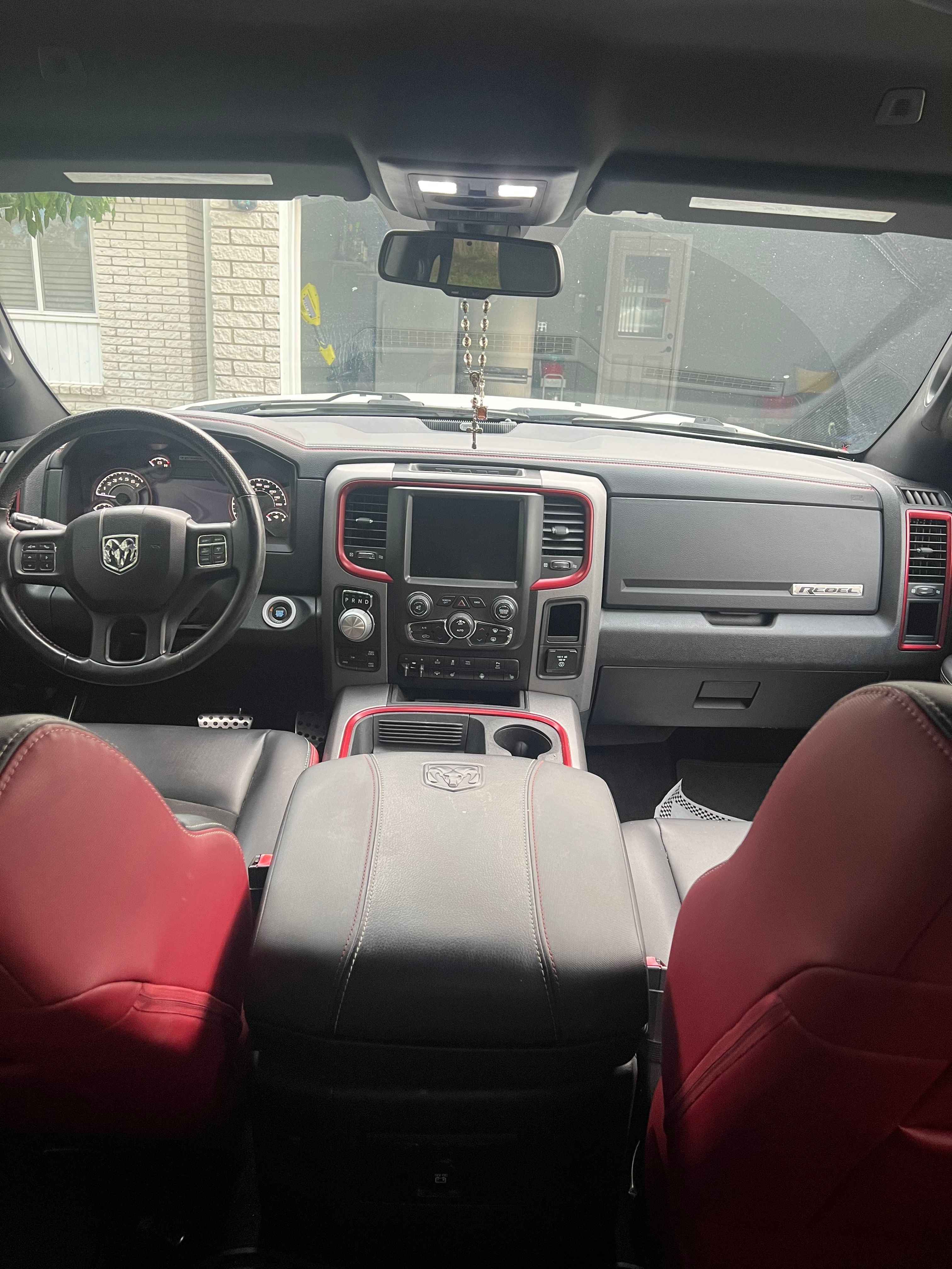 Used 2017 RAM 1500 Rebel w/ Luxury Group AWD/4WD image 8