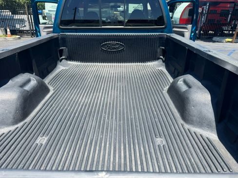 Used 2000 Ford F350 2WD Crew Cab DRW Super Duty image 27