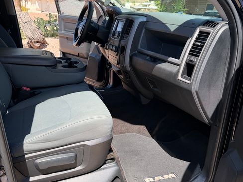 Used 2014 RAM 1500 Express AWD/4WD image 9