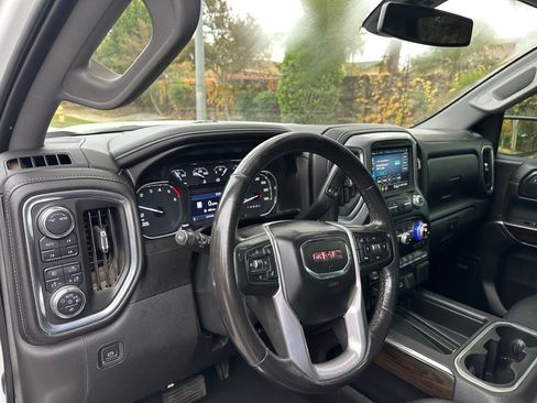 Used 2021 GMC Sierra 1500 SLT w/ SLT Premium Plus Package image 10