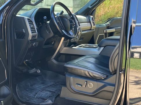 Used 2019 Ford F350 Platinum w/ Platinum Ultimate Package image 15
