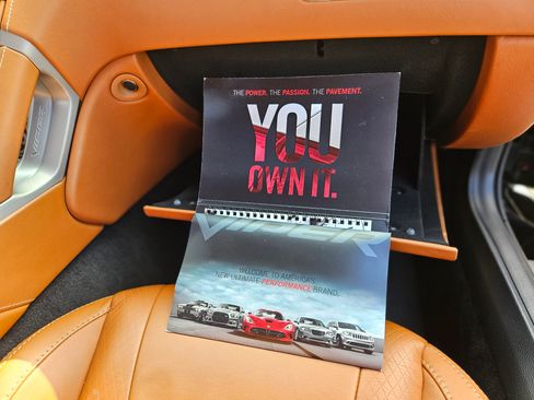 Used 2014 SRT Viper GTS w/ GTS Laguna Interior Package image 30