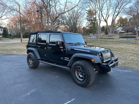 Used 2017 Jeep Wrangler Unlimited Sport w/ Quick Order Package 23S image 1