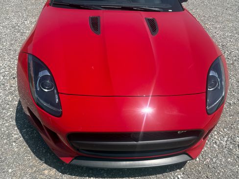 Used 2016 Jaguar F-TYPE Convertible image 10