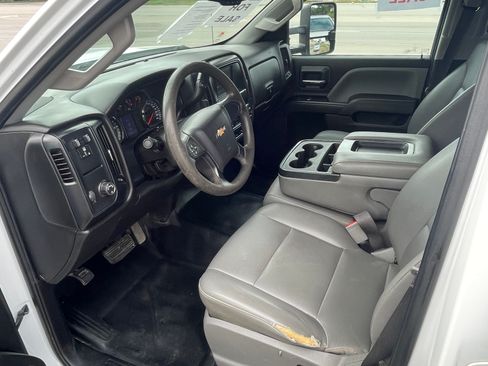 Used 2017 Chevrolet Silverado 3500 W/T w/ WT Convenience Package RWD image 10