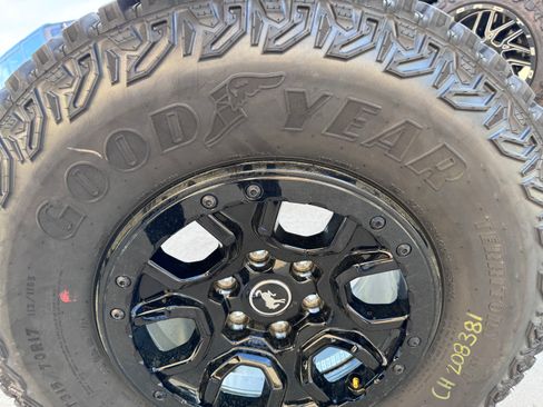 Used 2024 Ford Bronco Wildtrak AWD/4WD image 26