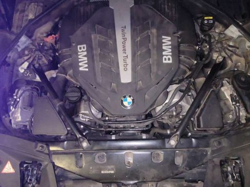 Used 2015 BMW 750Li xDrive image 11