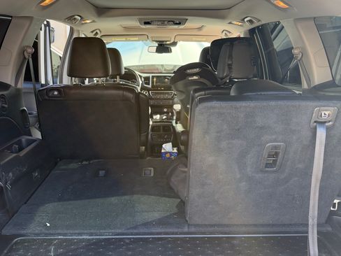 Used 2016 Honda Pilot Elite image 11