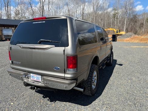 Used 2002 Ford Excursion Limited image 6