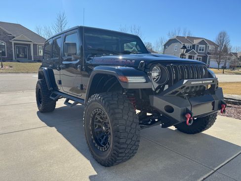 Used 2021 Jeep Wrangler Unlimited Rubicon w/ LED Lighting Group image 1