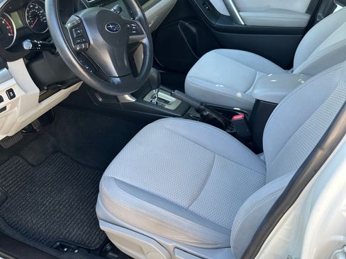 Used 2016 Subaru Forester 2.5i w/ Alloy Wheel Package AWD/4WD image 5