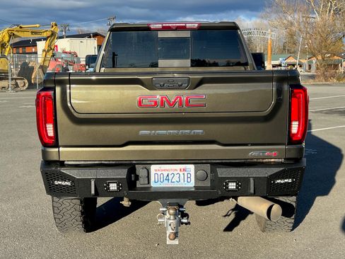 Used 2022 GMC Sierra 2500 AT4 w/ AT4 Preferred Package image 9