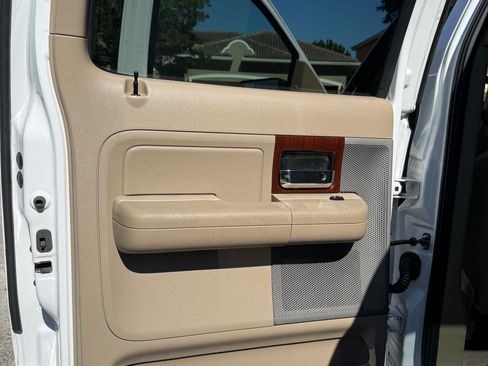 Used 2008 Ford F150 Lariat image 17