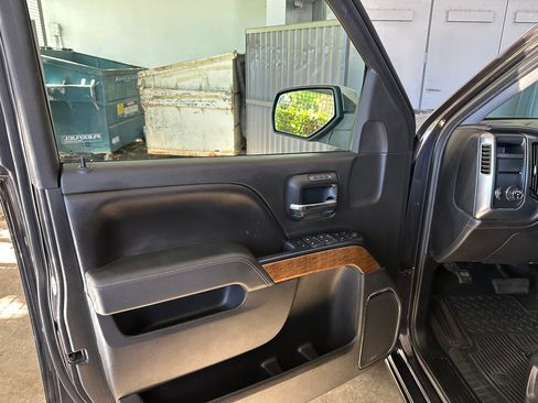 Used 2014 Chevrolet Silverado 1500 LTZ image 11